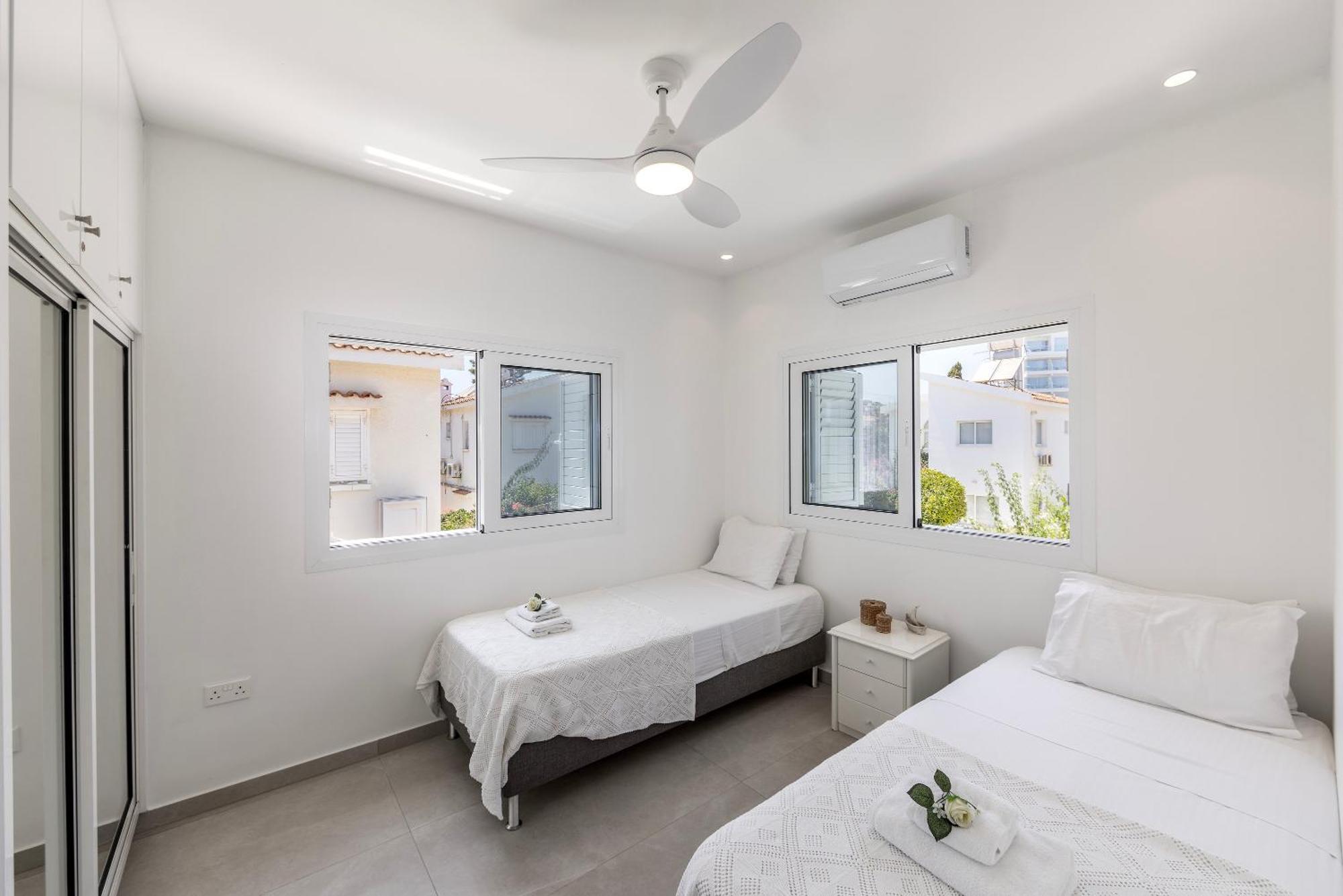 Protaras Nisia Seaside Villa Экстерьер фото
